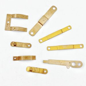 Custom stainless steel spring clips and metal flat forms for electronics
